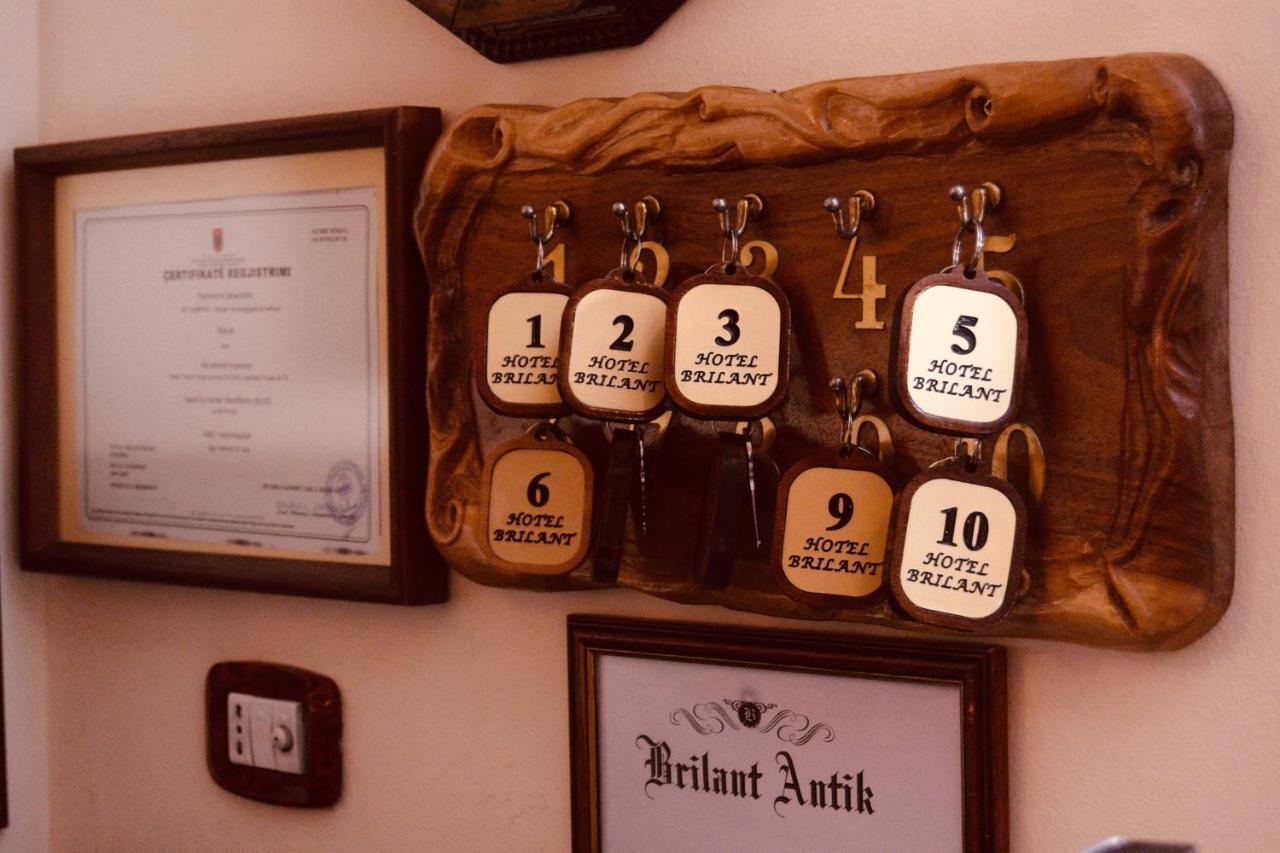 Brilant Antik Hotel Тирана Екстериор снимка